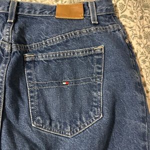 Vintage Straight Leg Tommy Hilfer Jeans. Dark Wash, womens sz 14